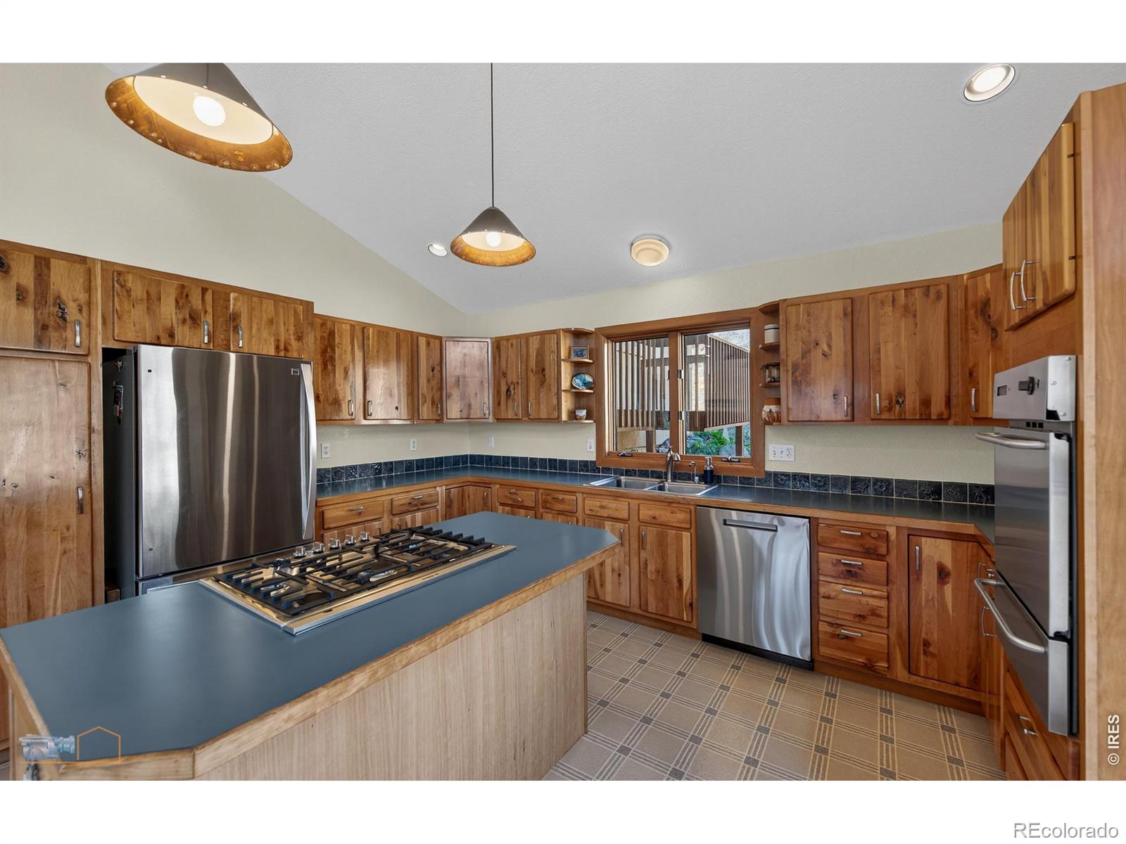 MLS Image #16 for 1006  kneale road,eldorado springs, Colorado