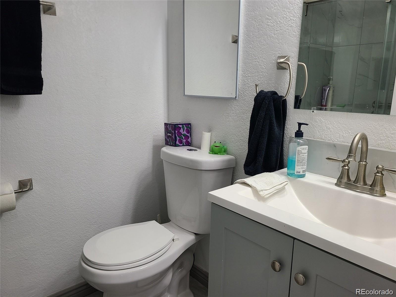 MLS Image #10 for 9133 w cedar drive a,lakewood, Colorado