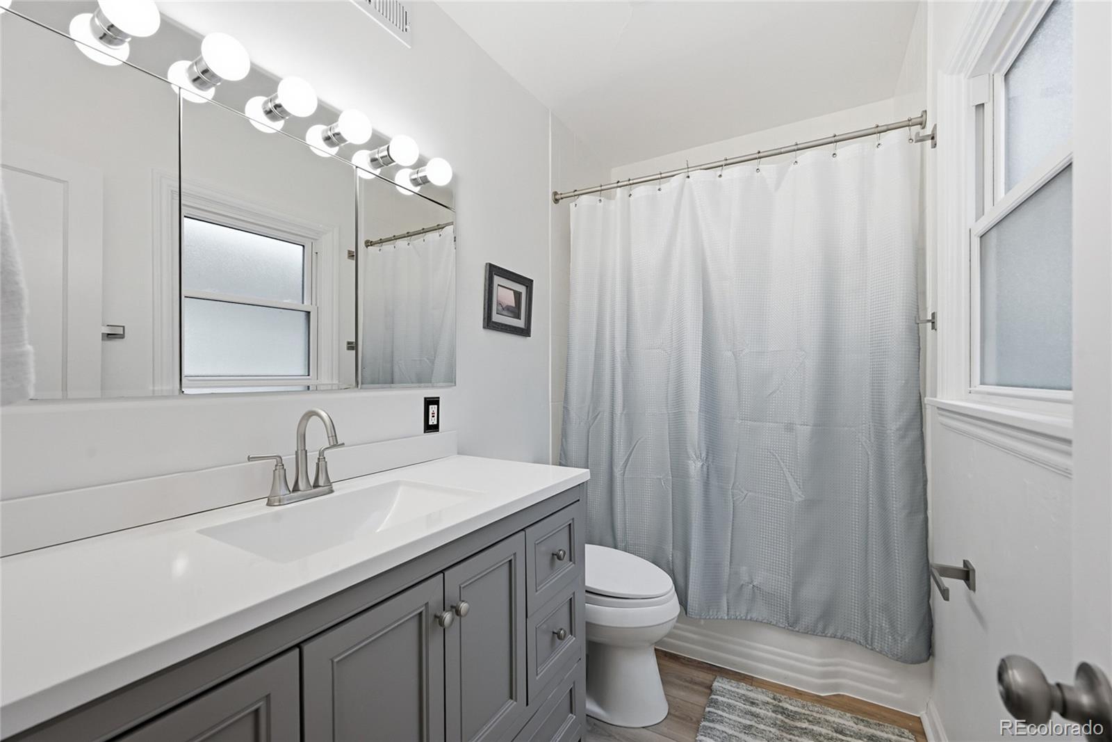 MLS Image #16 for 2010 s saint paul street,denver, Colorado