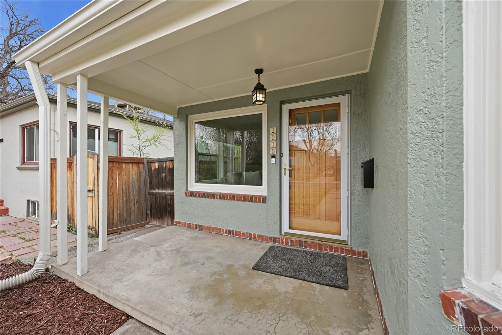 MLS Image #2 for 2010 s saint paul street,denver, Colorado