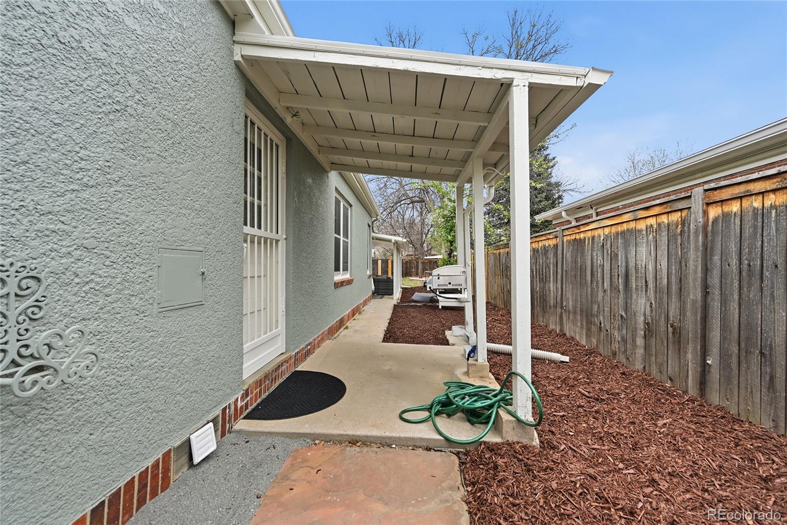 MLS Image #30 for 2010 s saint paul street,denver, Colorado