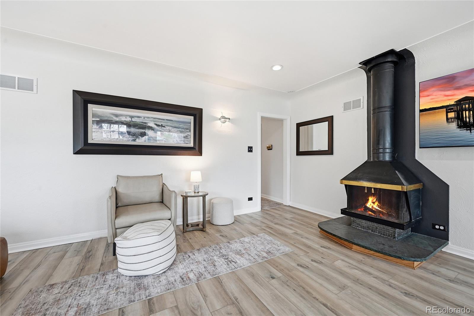 MLS Image #8 for 2010 s saint paul street,denver, Colorado