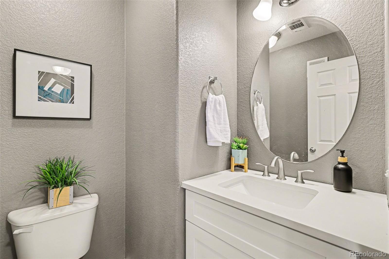MLS Image #17 for 1509 s florence court,aurora, Colorado
