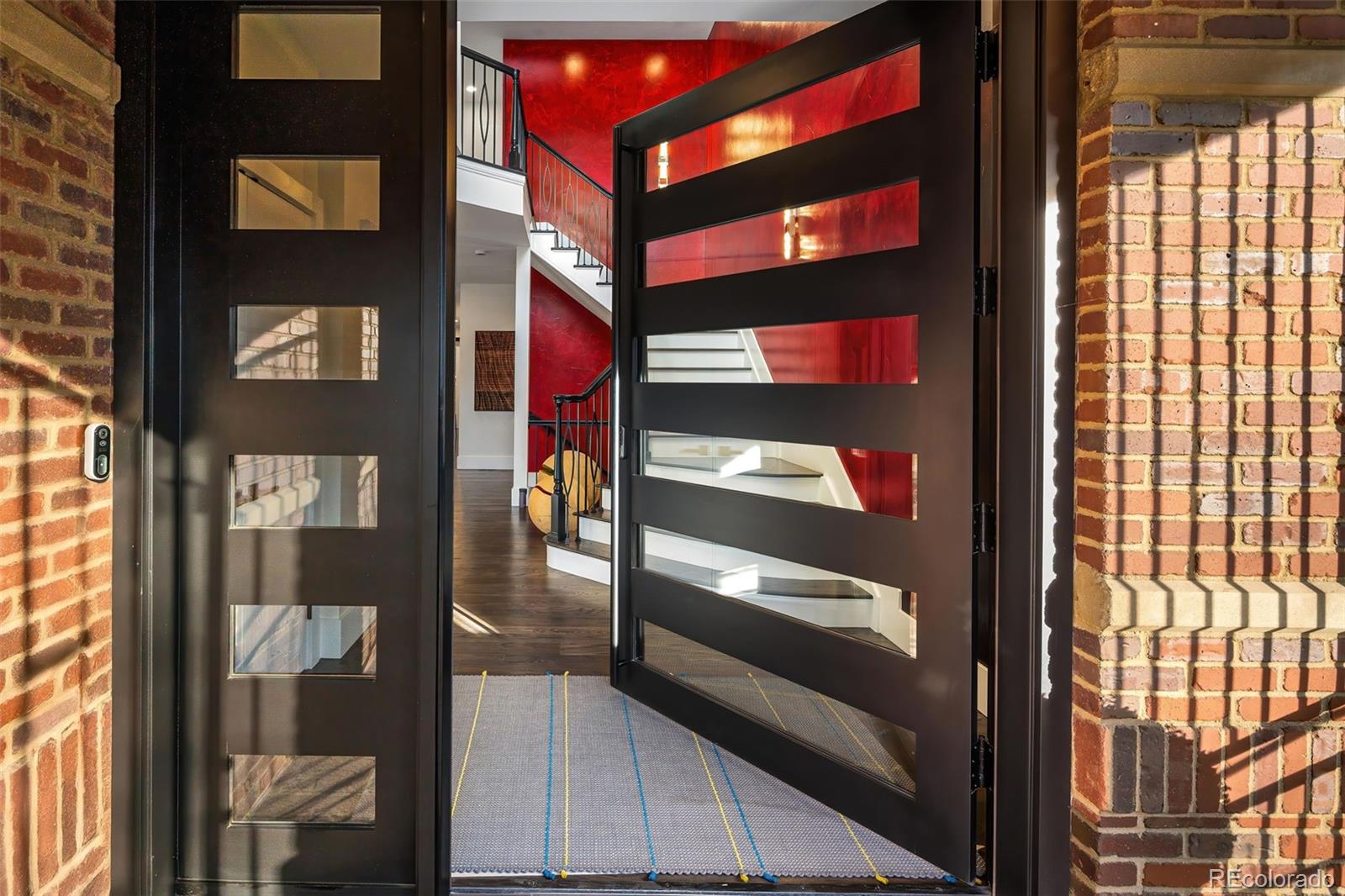 MLS Image #2 for 418  steele street,denver, Colorado