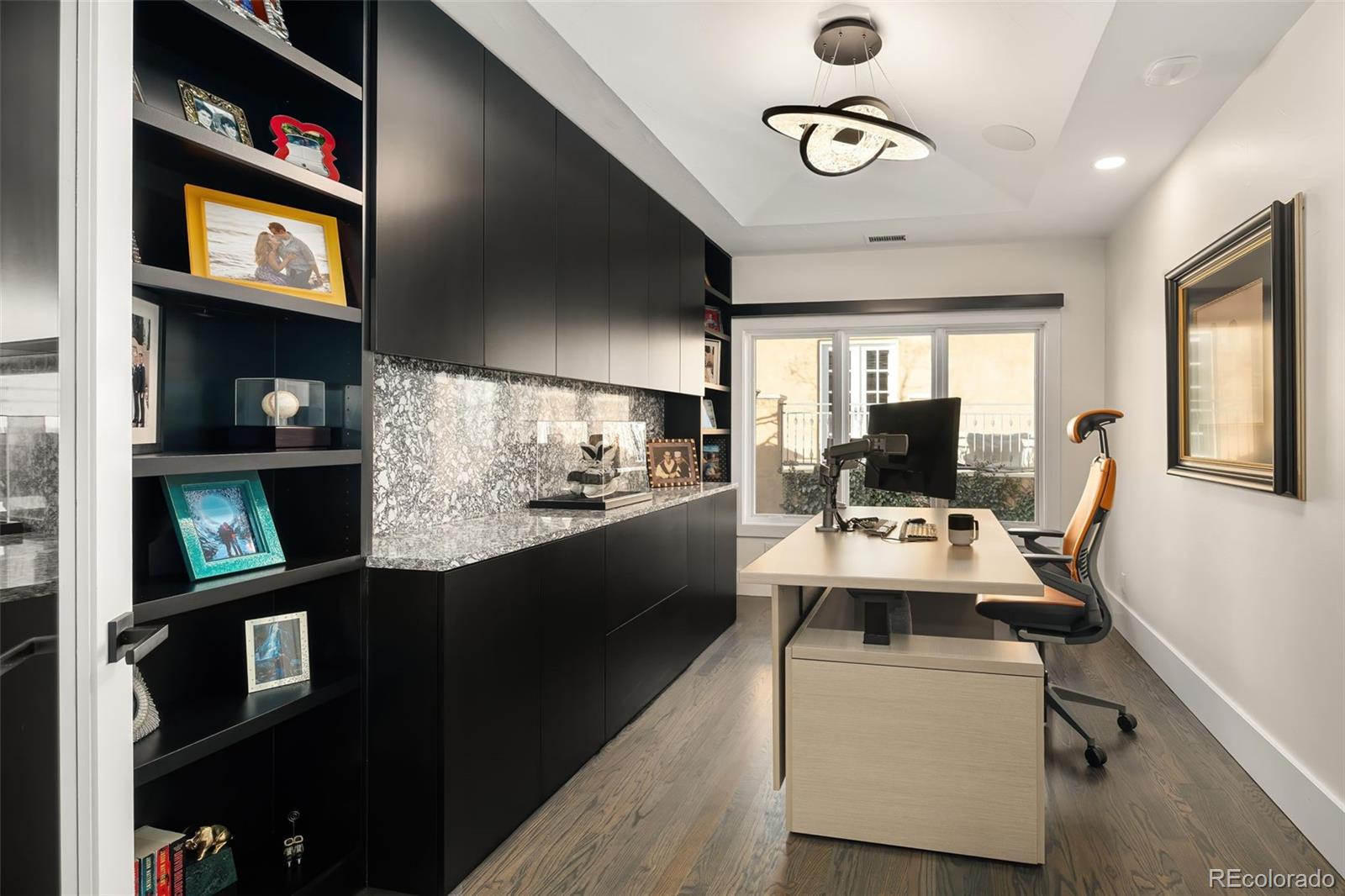 MLS Image #25 for 418  steele street,denver, Colorado