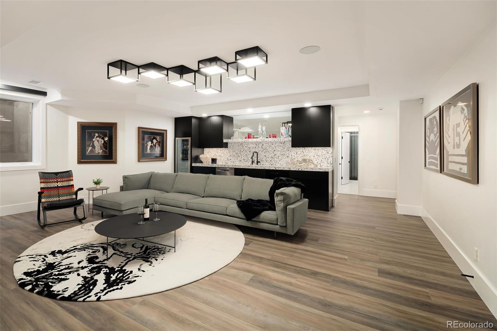 MLS Image #26 for 418  steele street,denver, Colorado