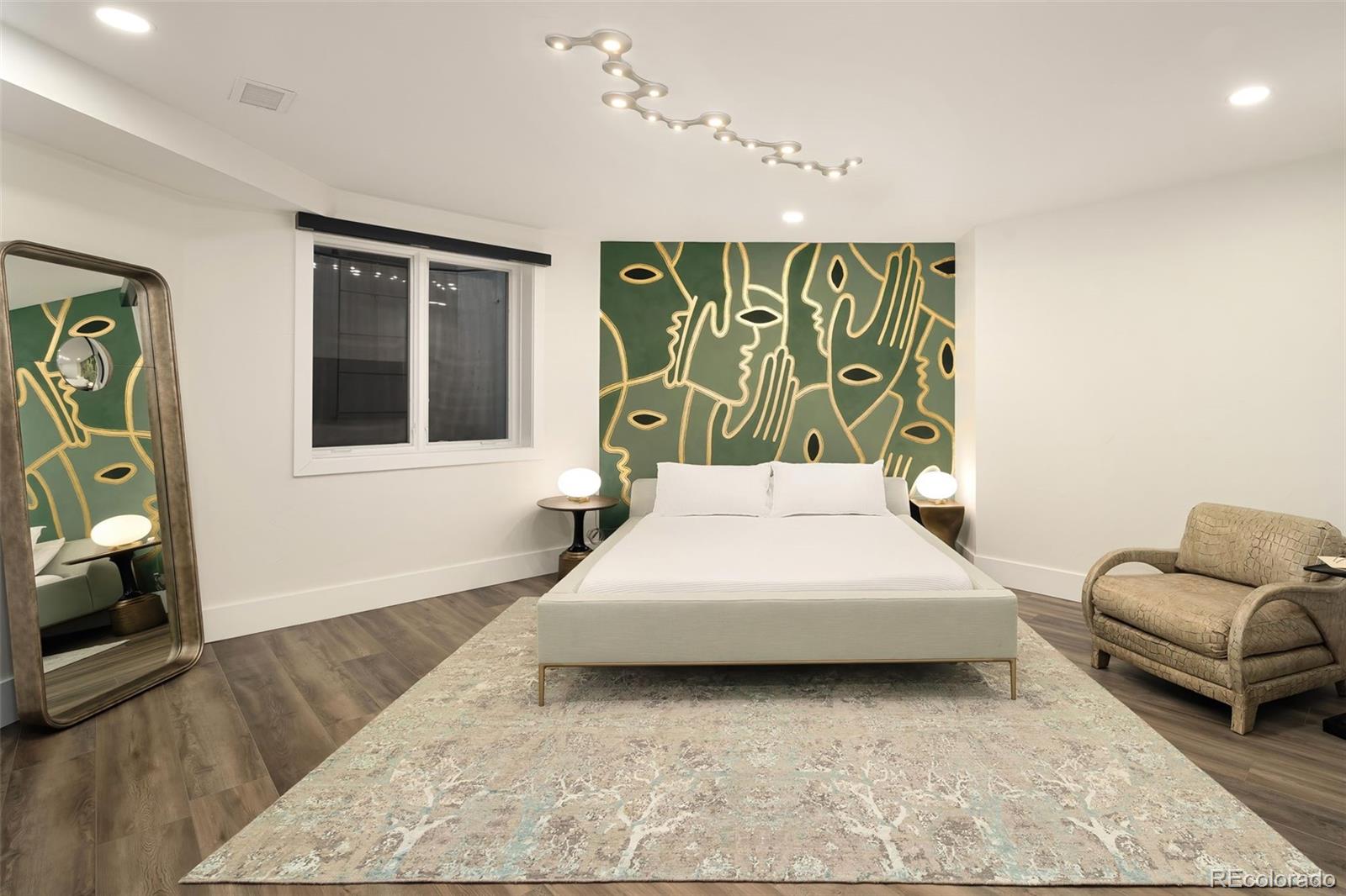 MLS Image #32 for 418  steele street,denver, Colorado