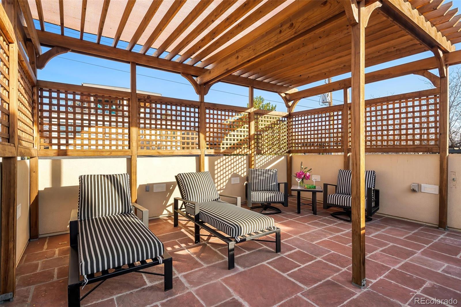MLS Image #37 for 418  steele street,denver, Colorado