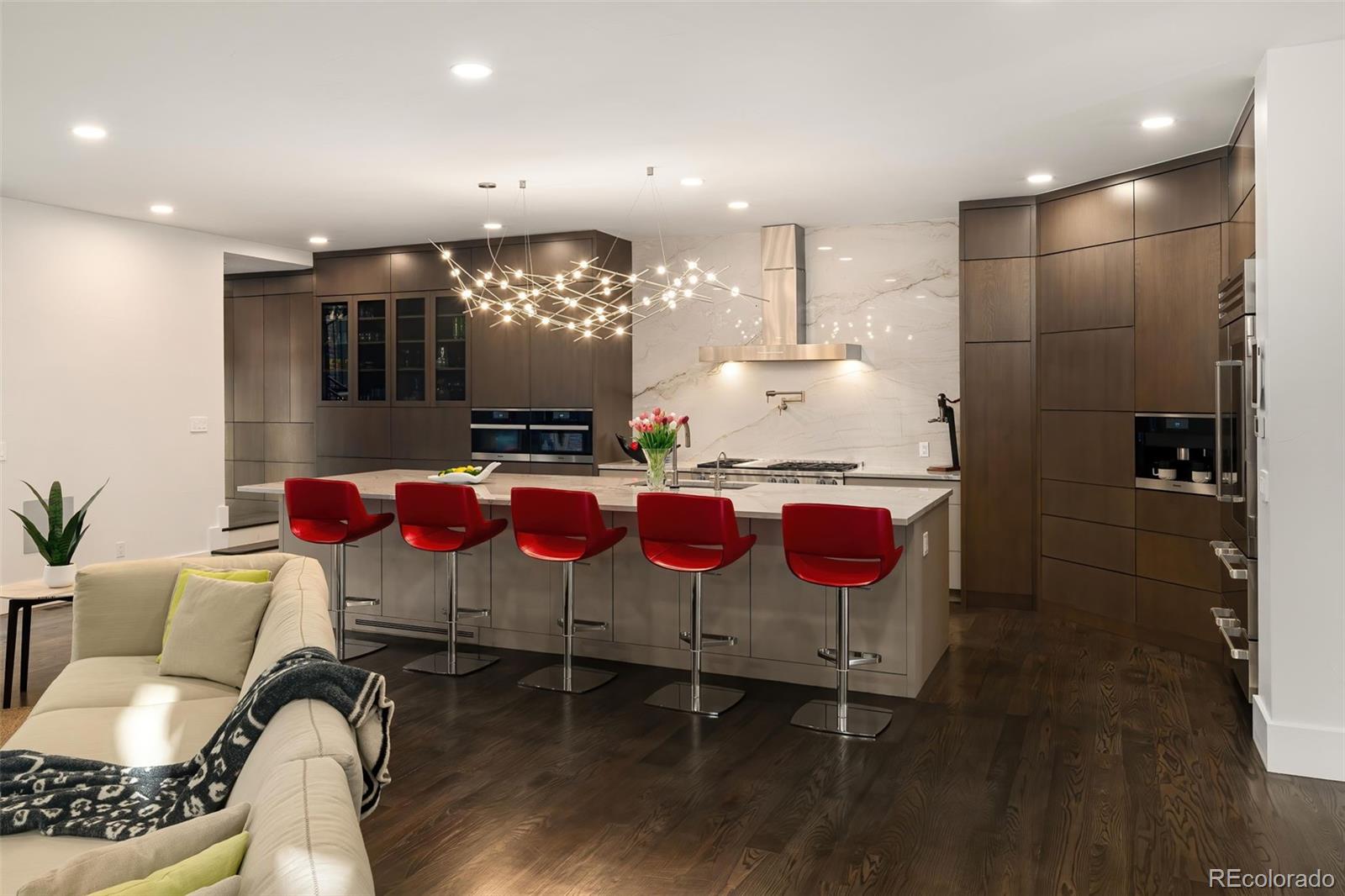 MLS Image #7 for 418  steele street,denver, Colorado