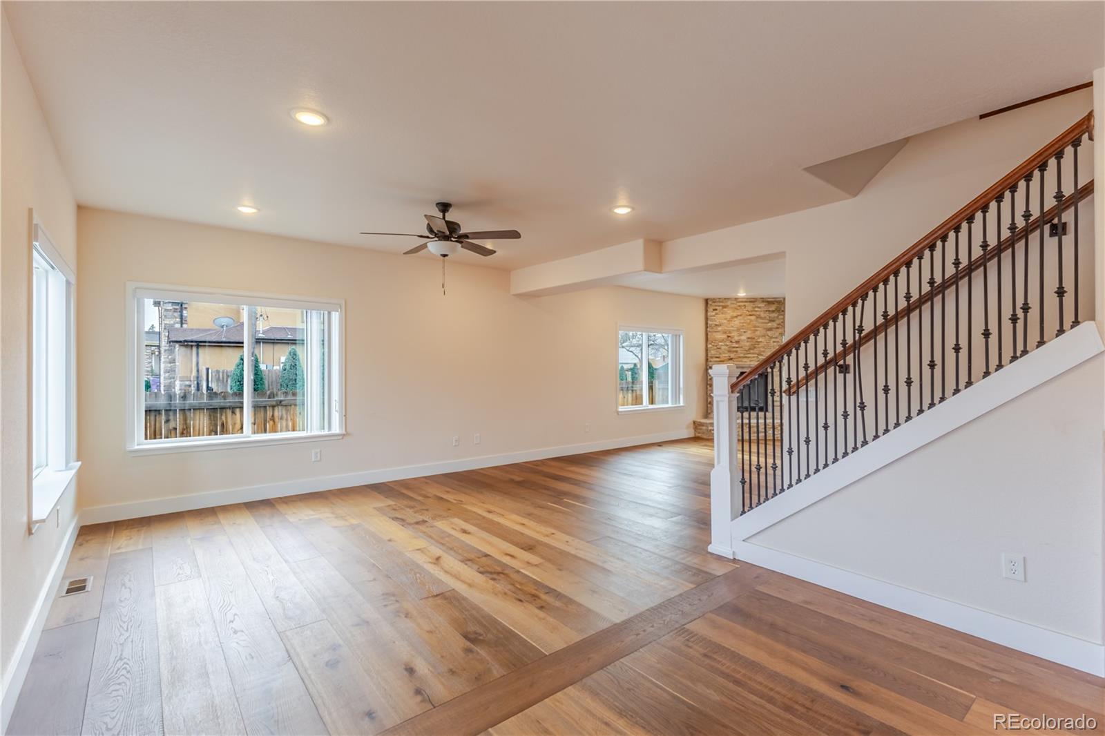 MLS Image #4 for 995 s locust street,denver, Colorado