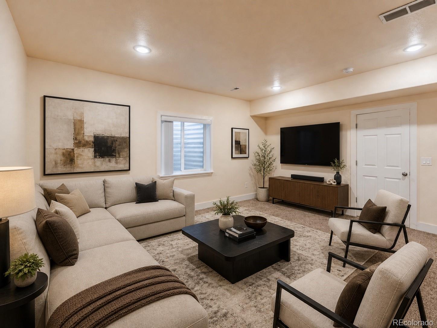 MLS Image #40 for 995 s locust street,denver, Colorado