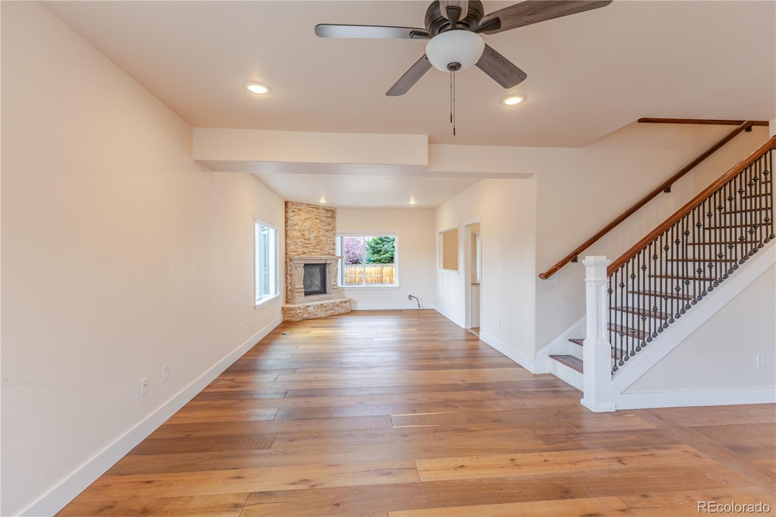 MLS Image #6 for 995 s locust street,denver, Colorado