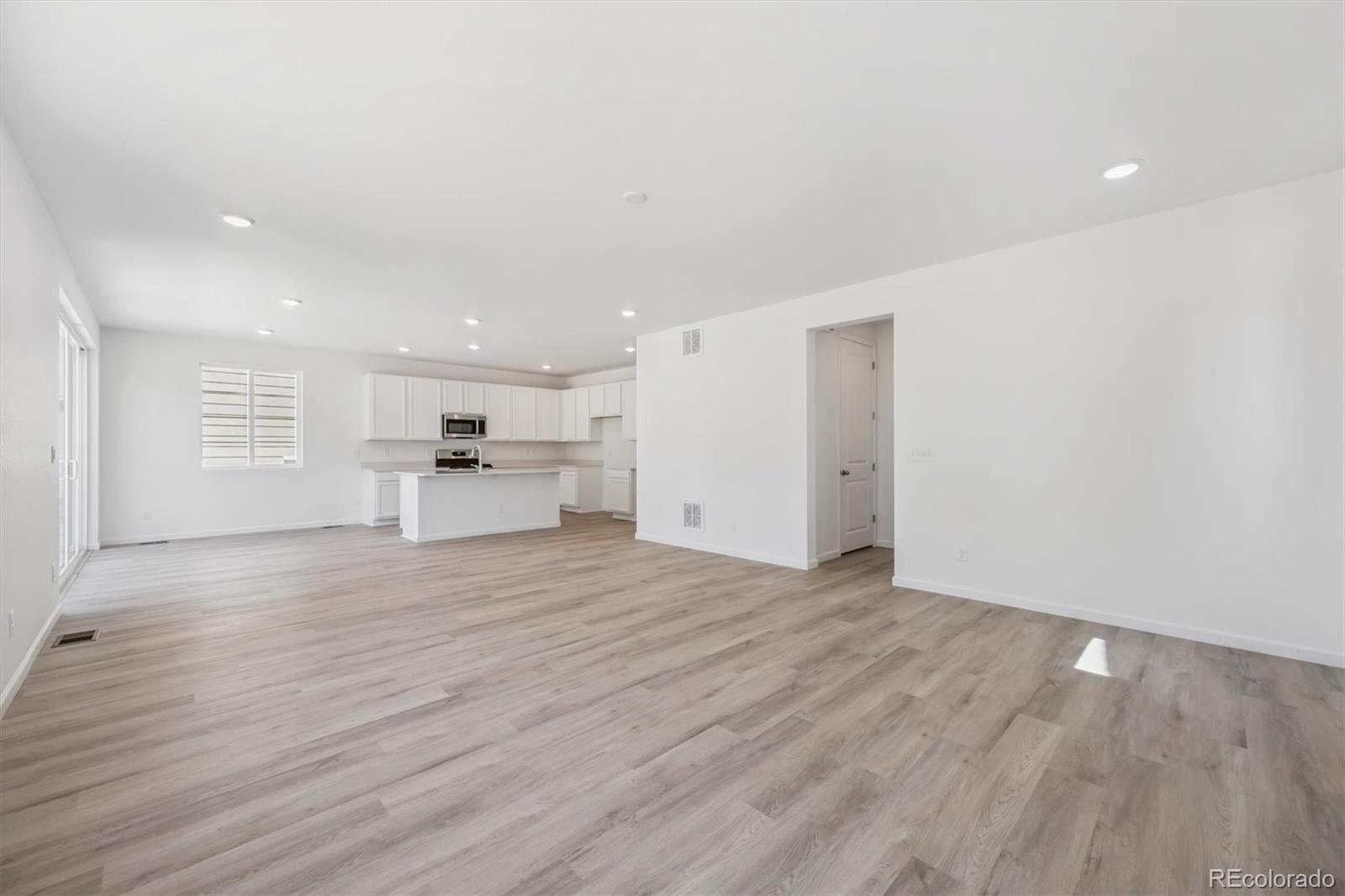MLS Image #7 for 479 s salida street,aurora, Colorado