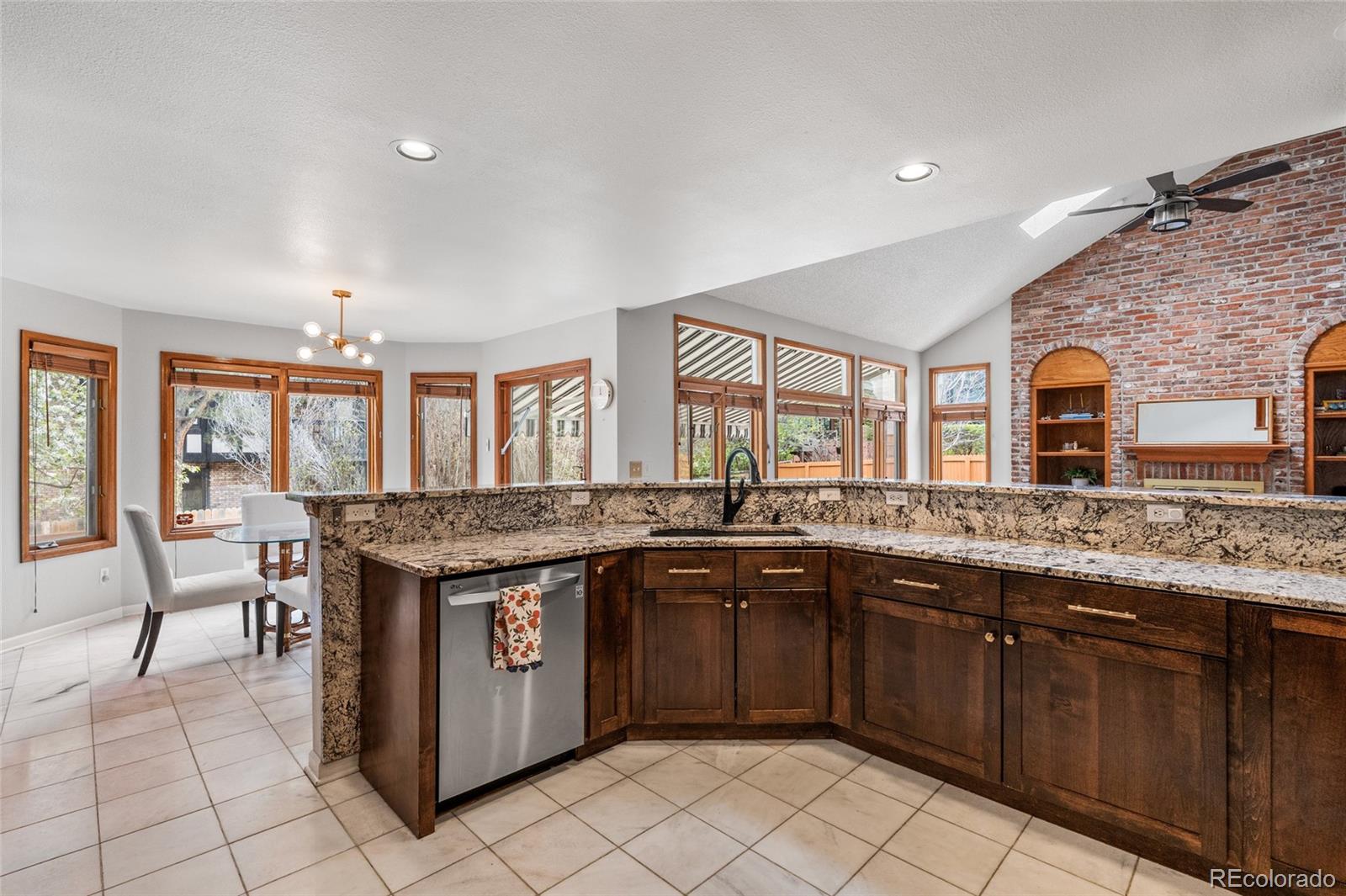 MLS Image #17 for 4852 s carson street,aurora, Colorado