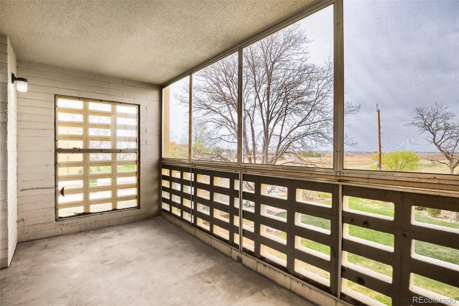 MLS Image #7 for 9155 e center avenue,denver, Colorado