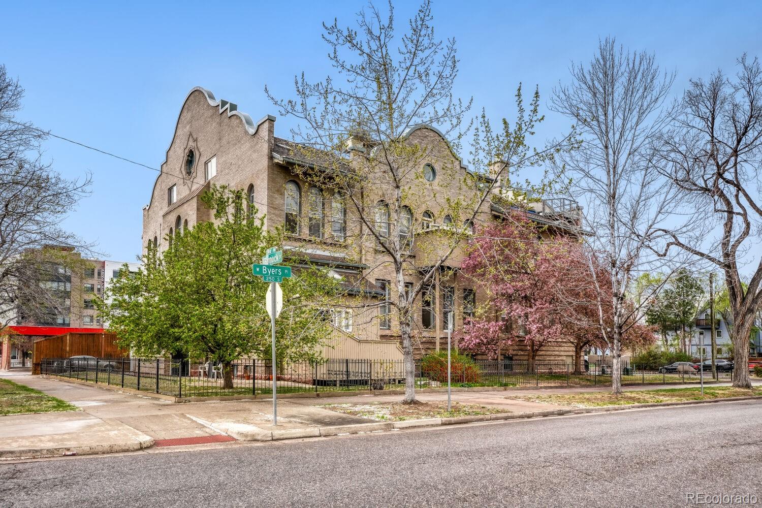 MLS Image #2 for 108 w byers place,denver, Colorado