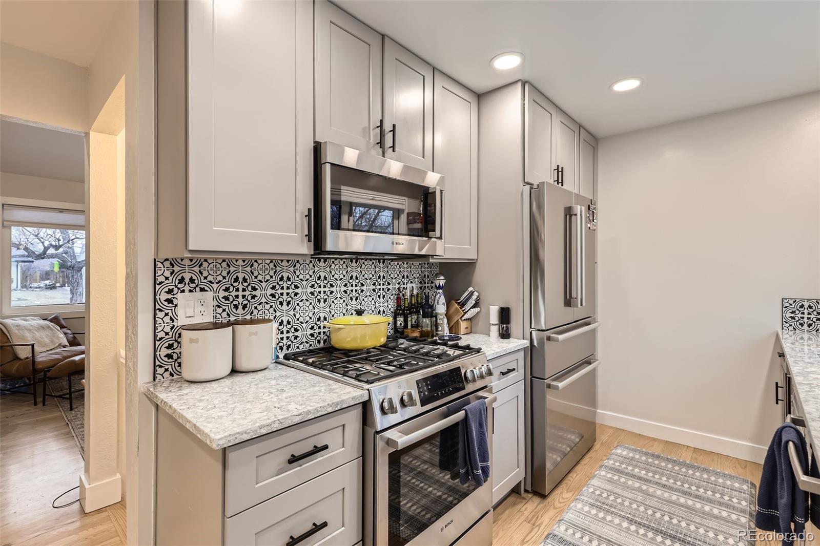 MLS Image #10 for 1140 s elm street,denver, Colorado