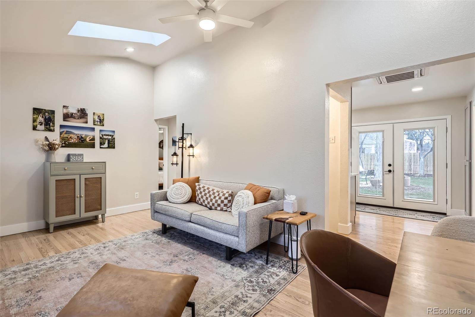 MLS Image #8 for 1140 s elm street,denver, Colorado