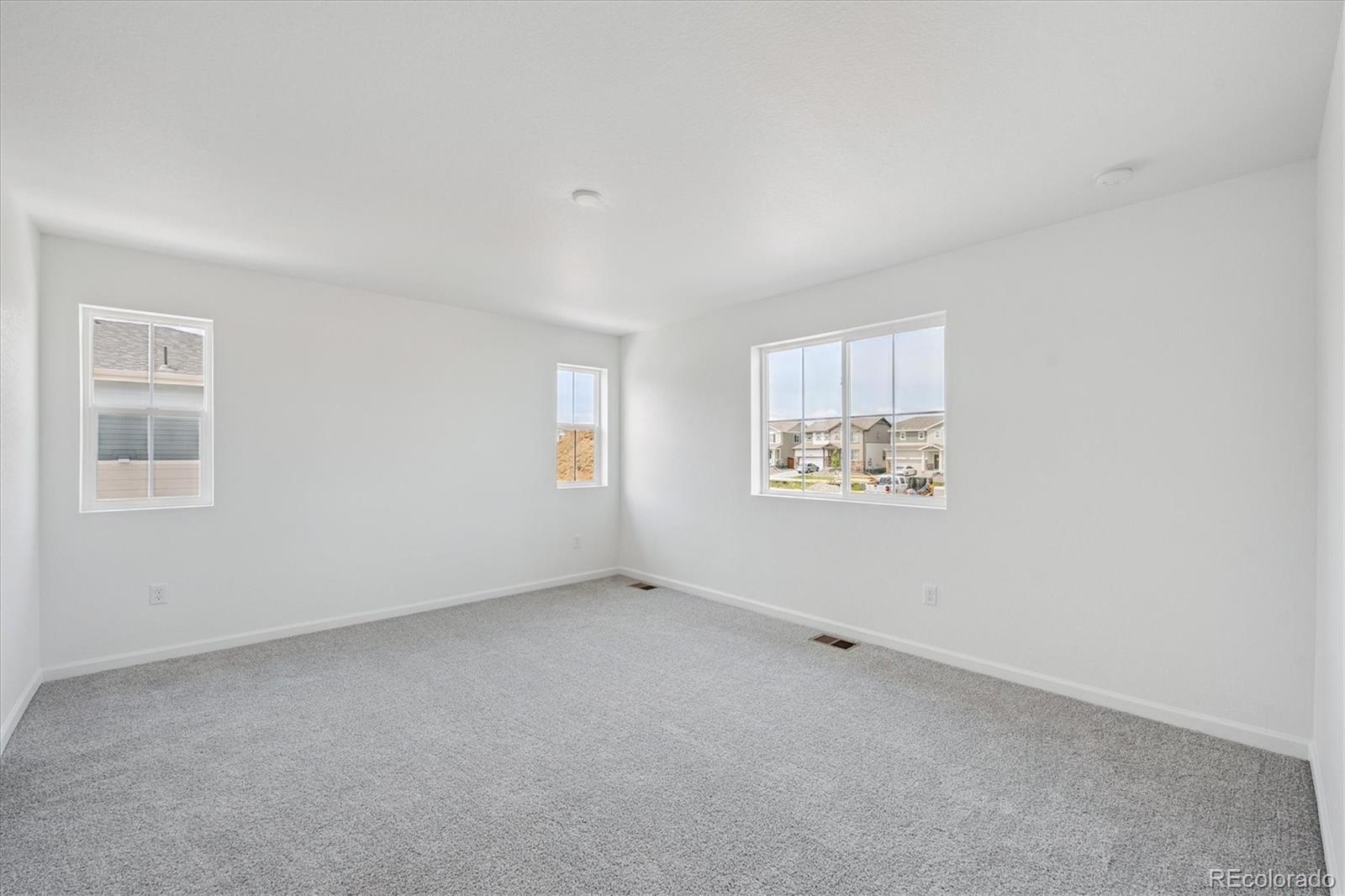 MLS Image #13 for 4639  sugar beet street,johnstown, Colorado