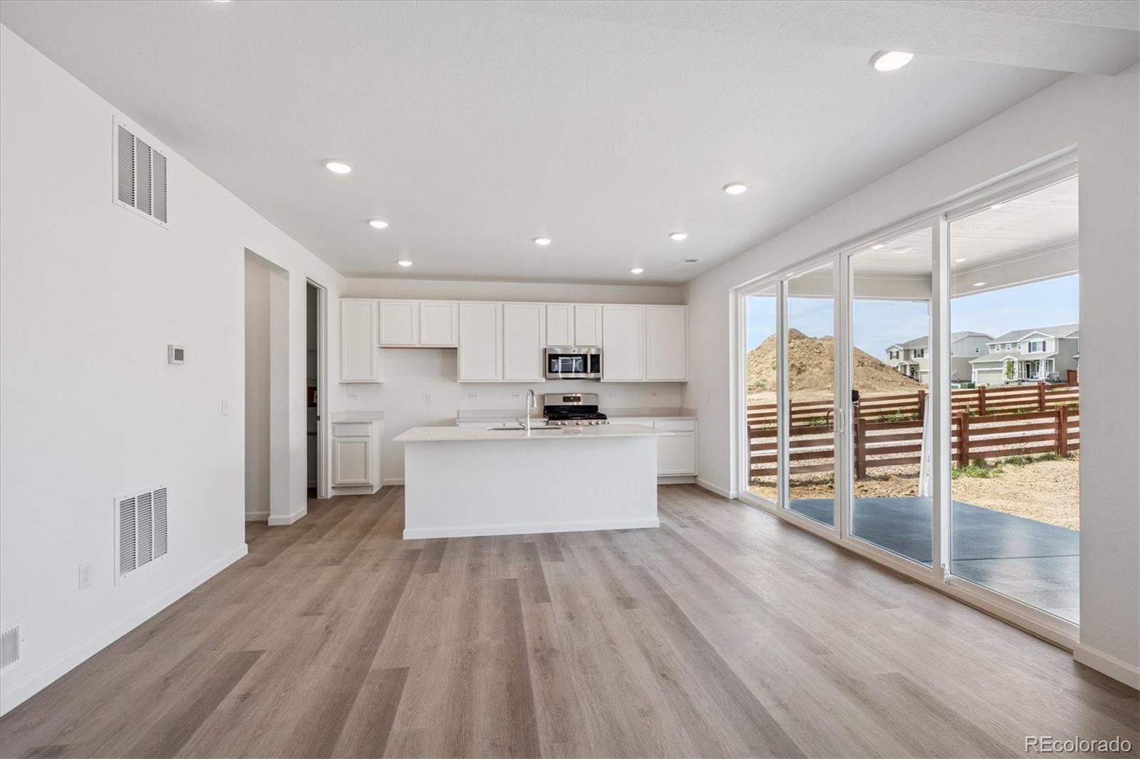 MLS Image #6 for 4639  sugar beet street,johnstown, Colorado