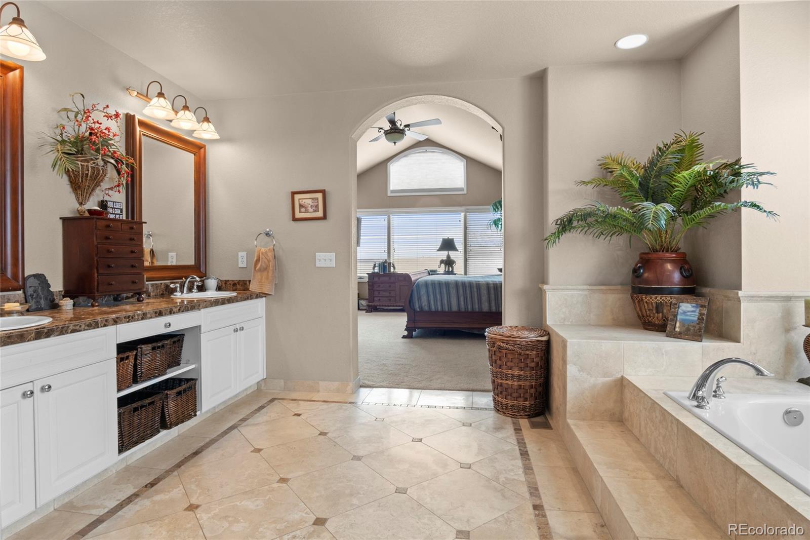 MLS Image #29 for 2606 s xenon way,lakewood, Colorado