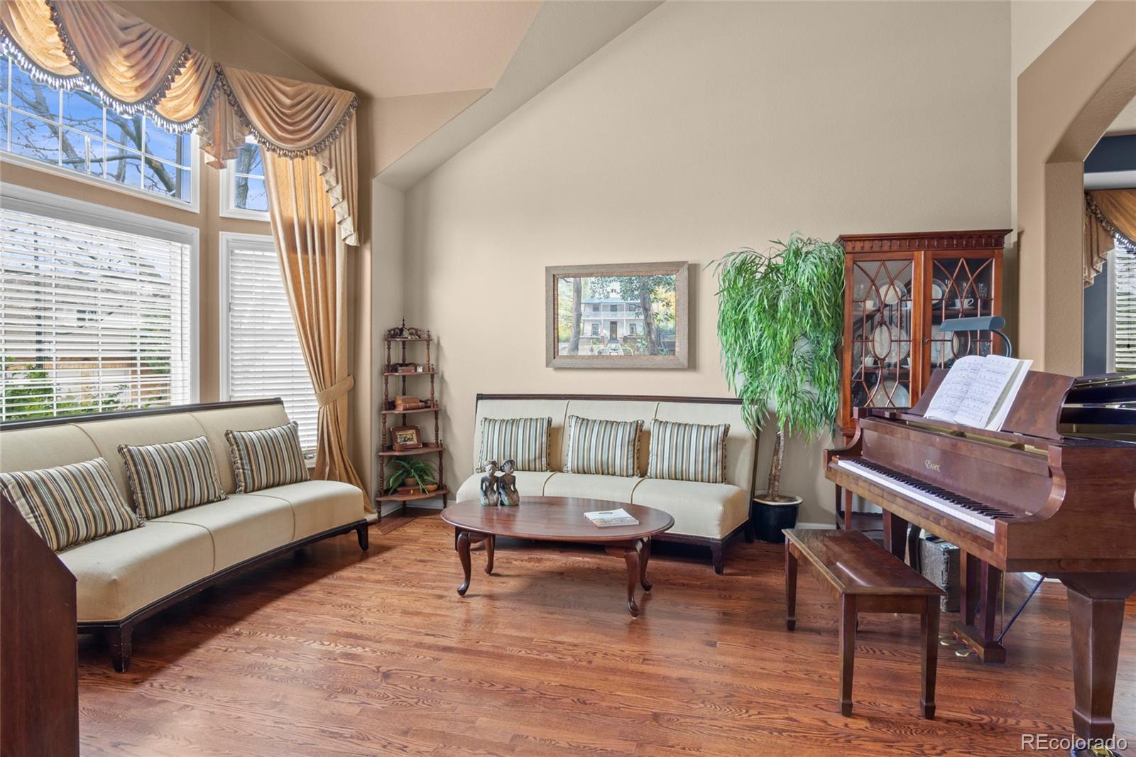 MLS Image #4 for 2606 s xenon way,lakewood, Colorado