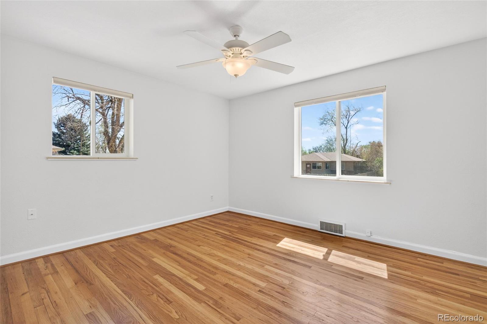 MLS Image #10 for 8165 w 17th avenue,lakewood, Colorado