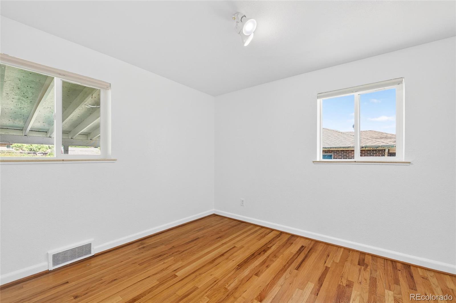MLS Image #13 for 8165 w 17th avenue,lakewood, Colorado