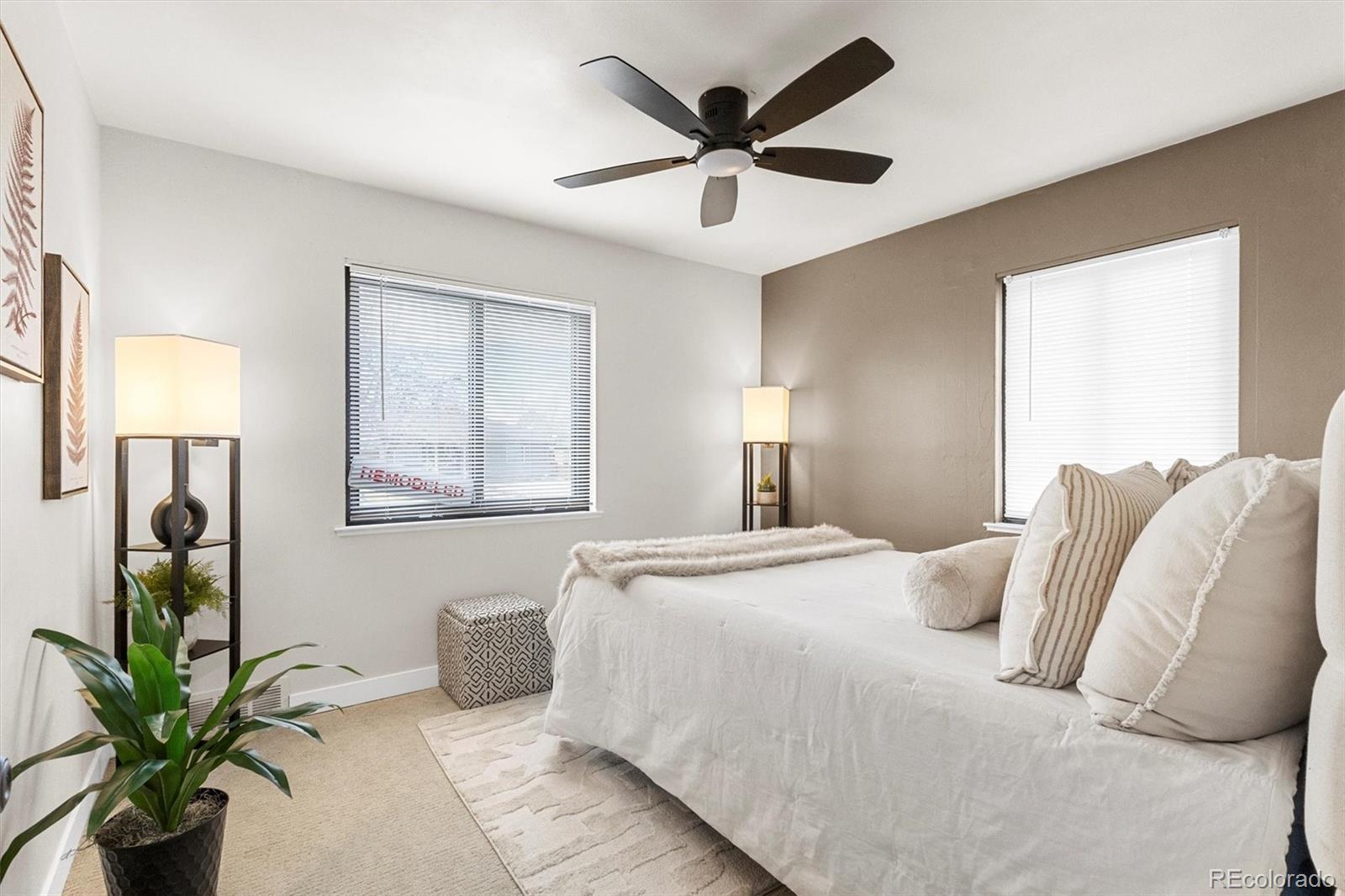MLS Image #11 for 2960  poplar street,denver, Colorado