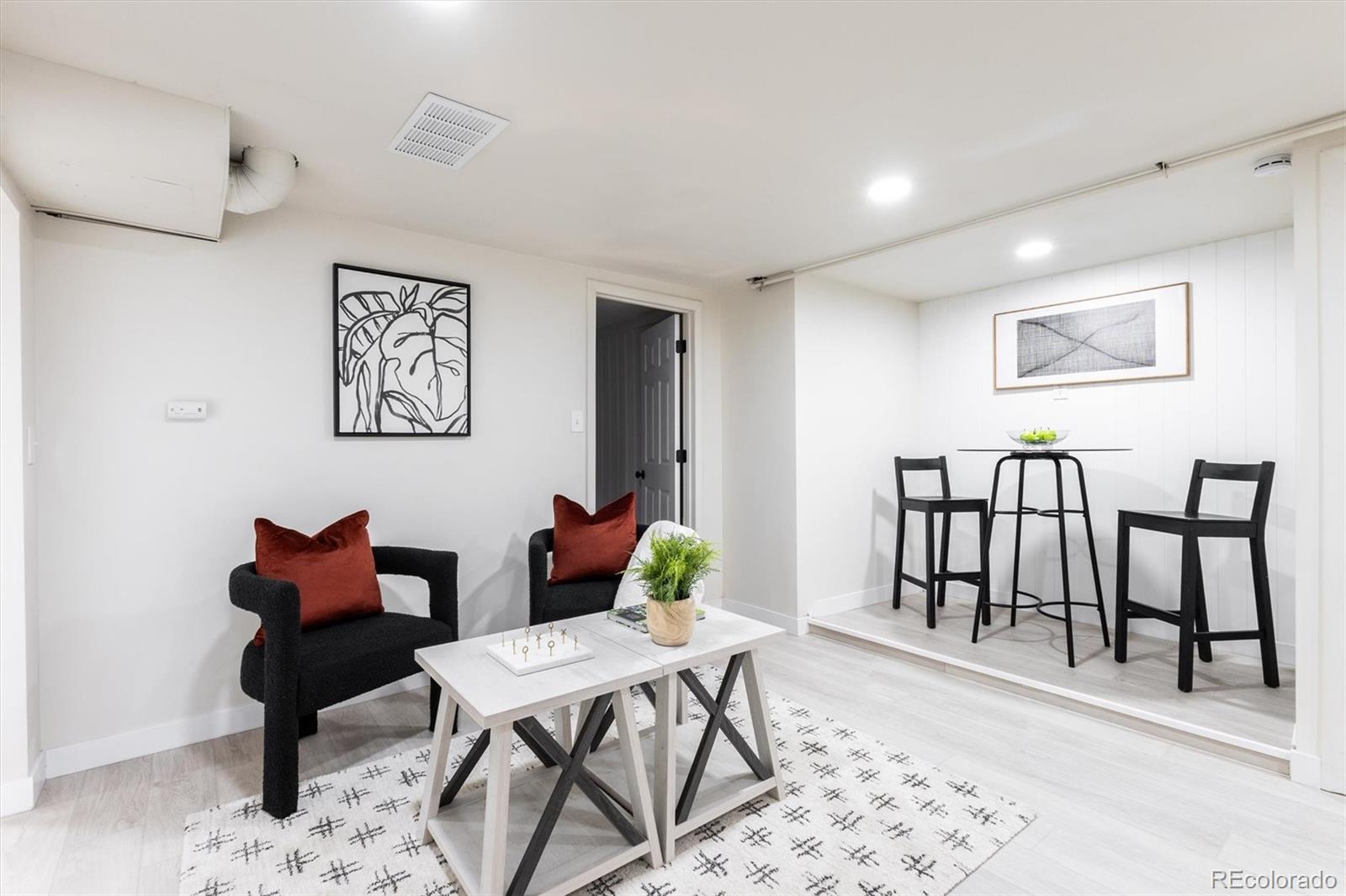 MLS Image #19 for 2960  poplar street,denver, Colorado