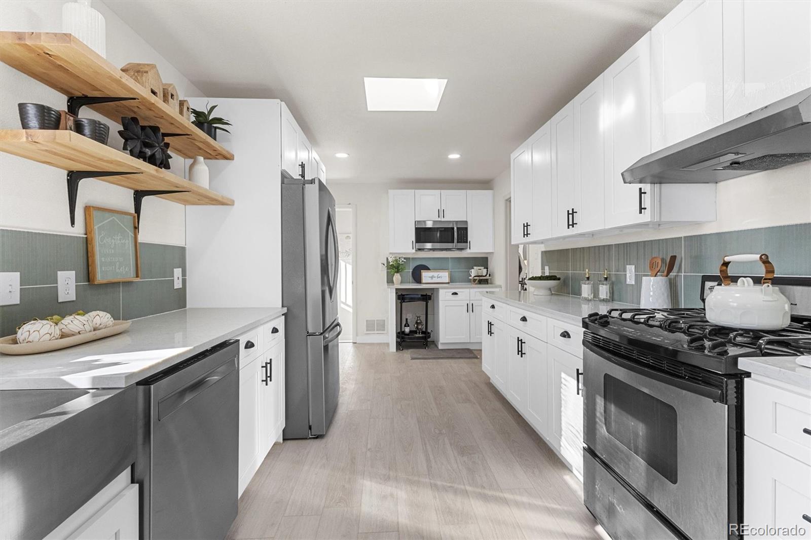 MLS Image #7 for 2960  poplar street,denver, Colorado