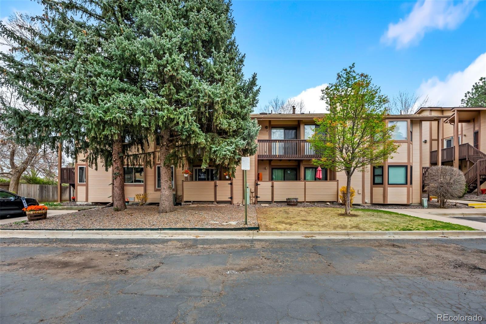 MLS Image #23 for 1075 s garrison street,lakewood, Colorado