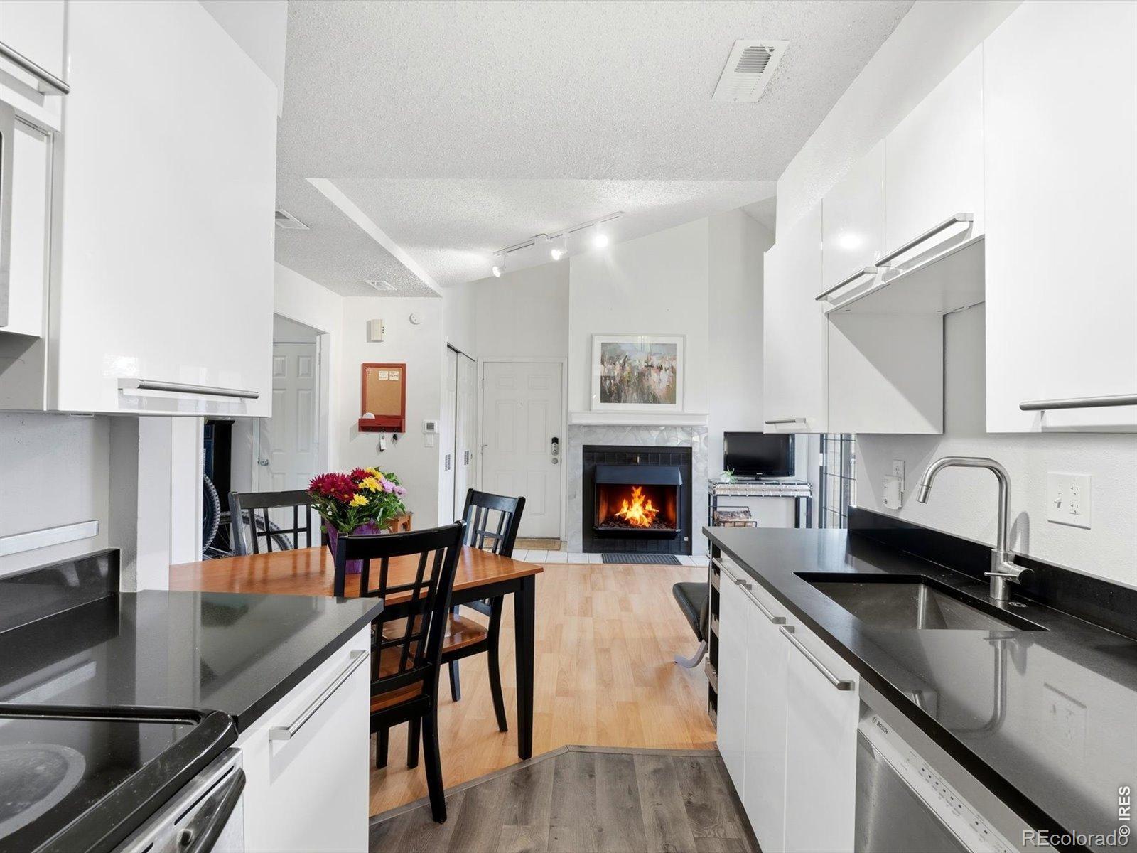 MLS Image #8 for 4791  white rock circle,boulder, Colorado