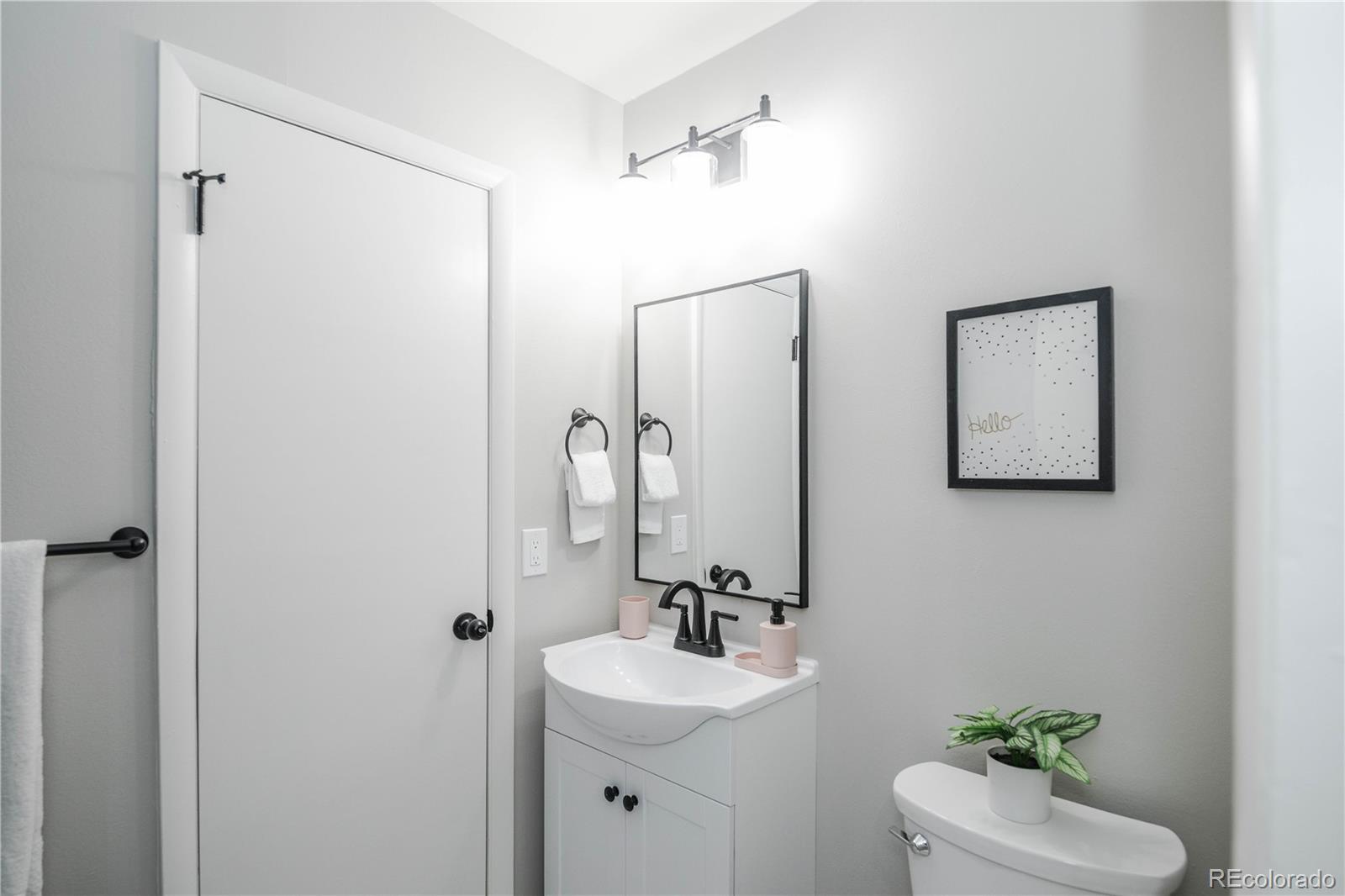 MLS Image #11 for 842 s worchester street,aurora, Colorado