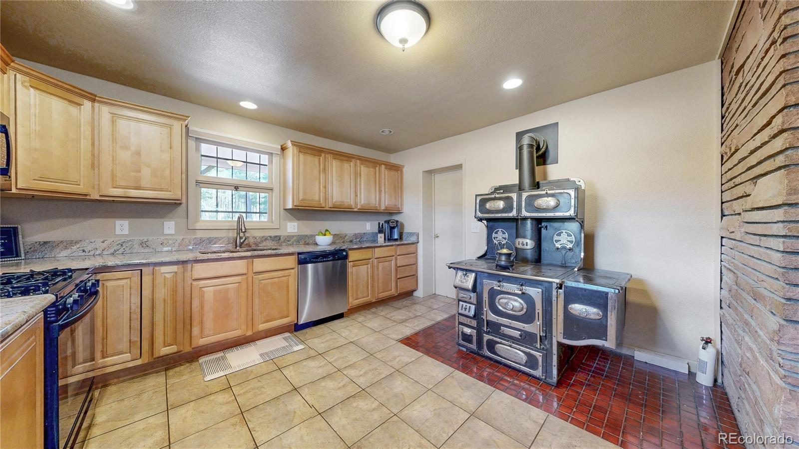 MLS Image #10 for 236  meadowlake drive,black hawk, Colorado