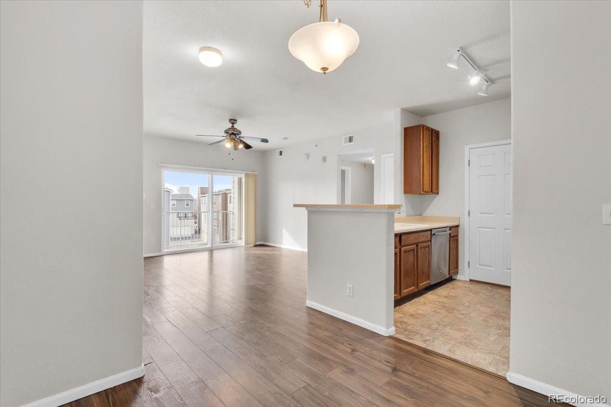 MLS Image #4 for 15700 e jamison drive,englewood, Colorado