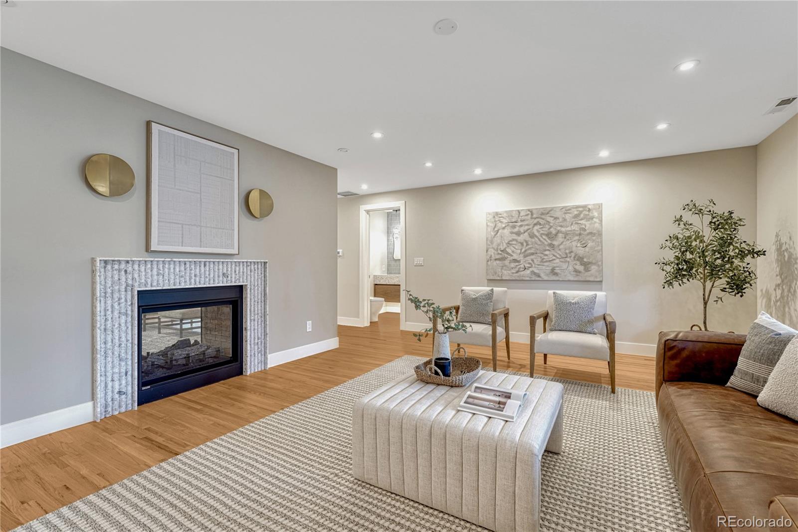 MLS Image #11 for 3080 e flora place,denver, Colorado
