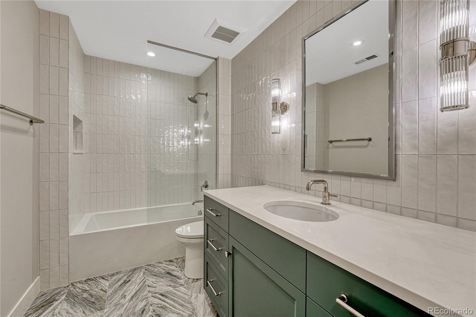 MLS Image #31 for 3080 e flora place,denver, Colorado