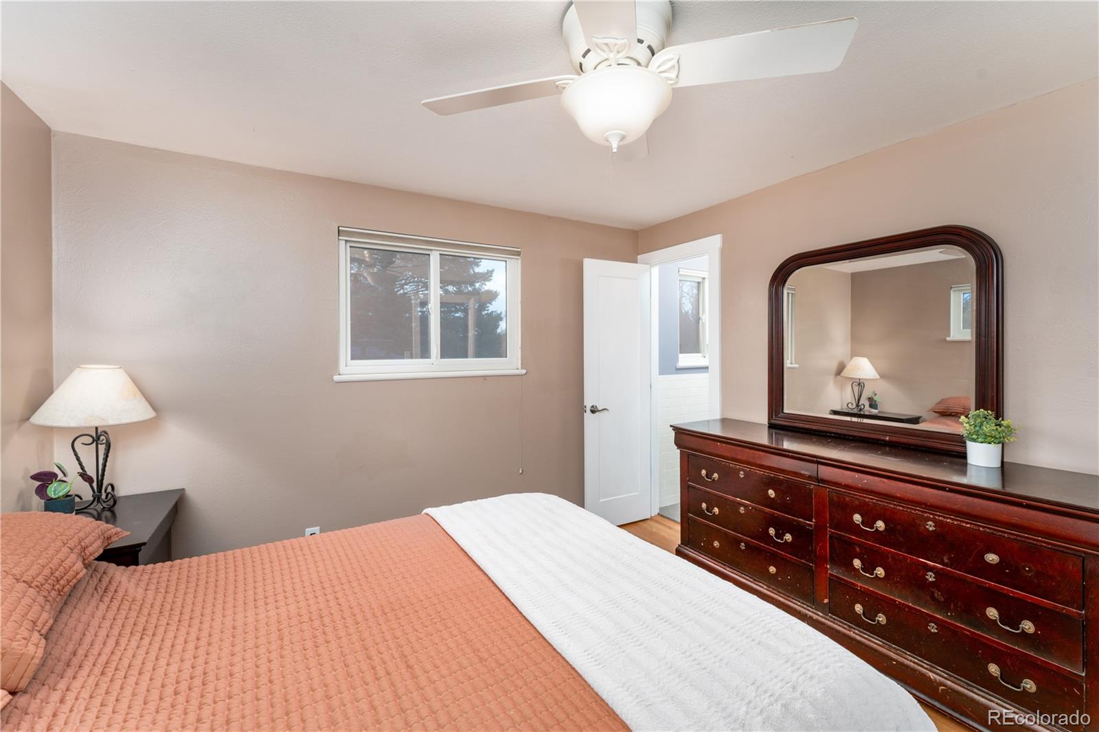MLS Image #10 for 921  valley road,colorado springs, Colorado