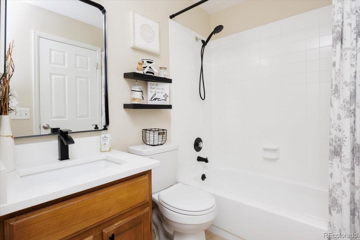 MLS Image #17 for 819  summer drive,highlands ranch, Colorado