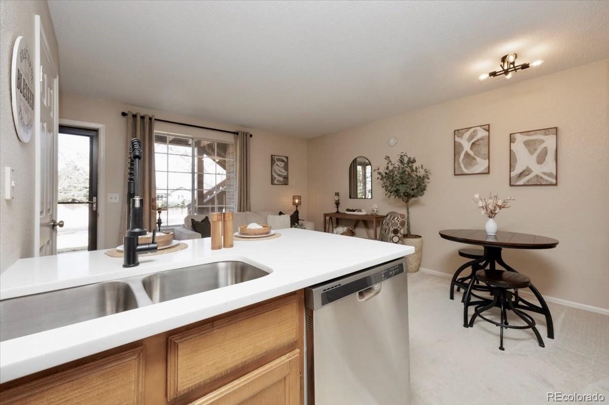 MLS Image #7 for 819  summer drive,highlands ranch, Colorado