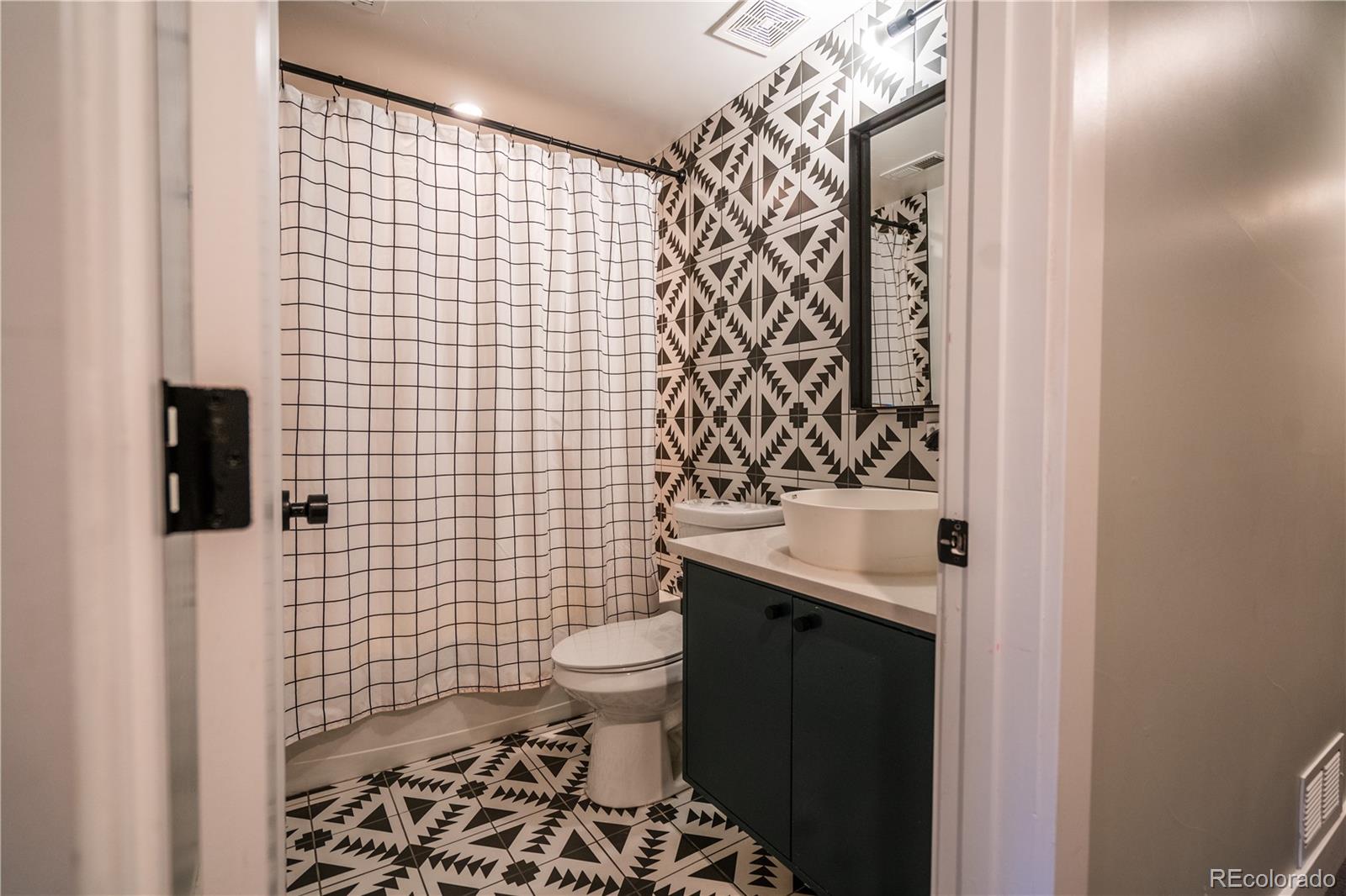 MLS Image #42 for 3548  lipan street,denver, Colorado
