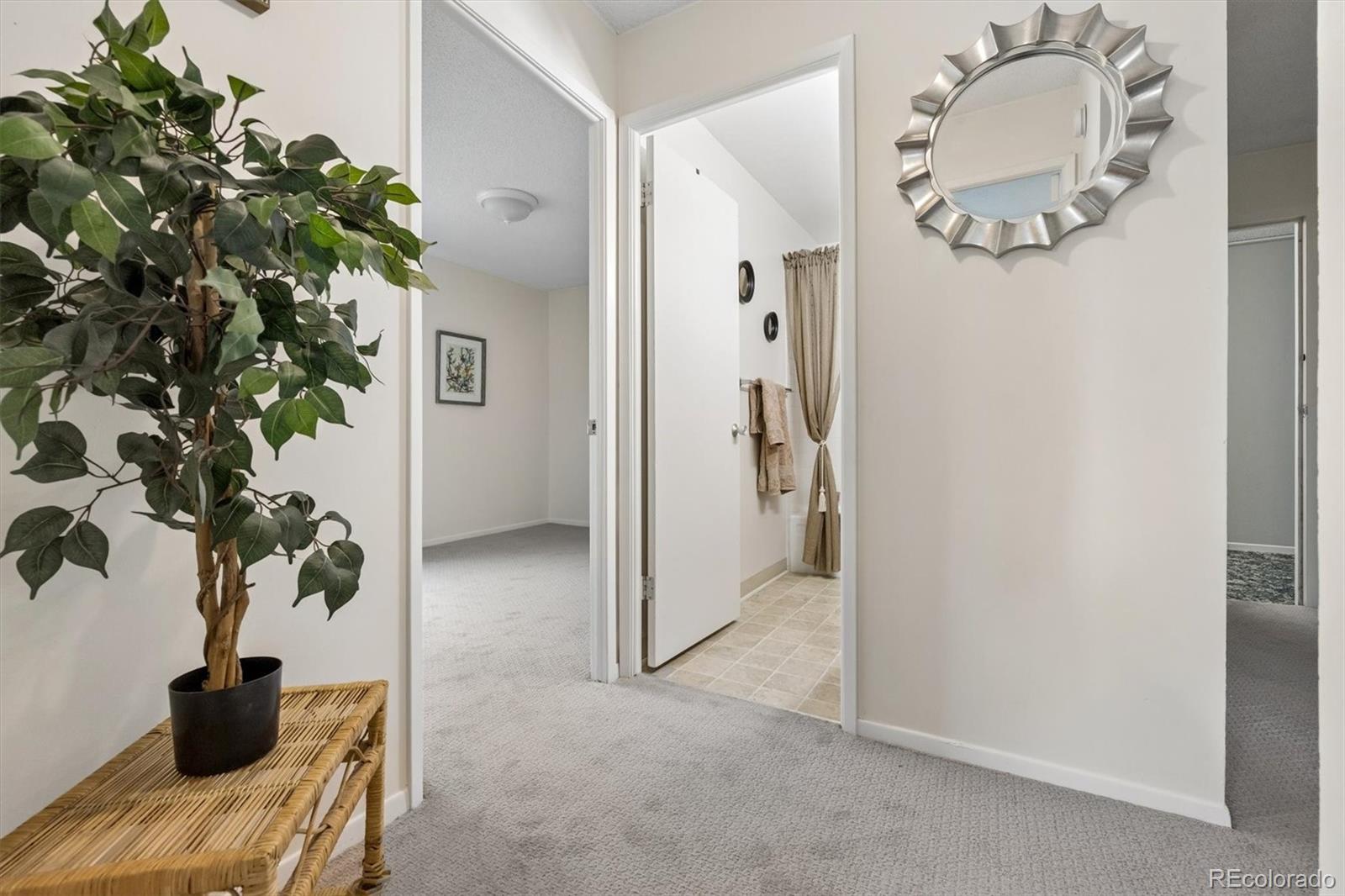 MLS Image #11 for 675 s alton way,denver, Colorado