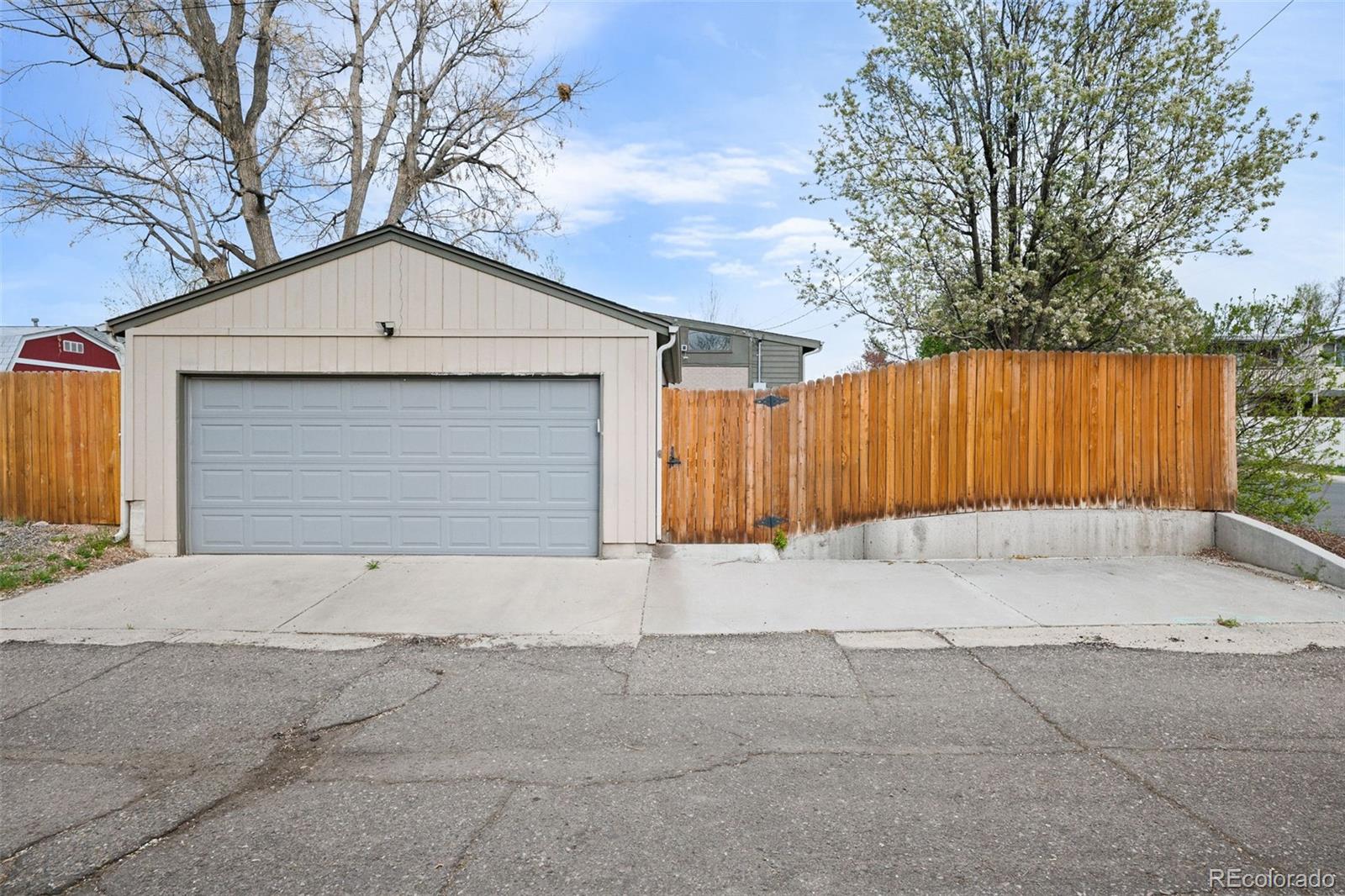 MLS Image #35 for 901  glencoe street,denver, Colorado