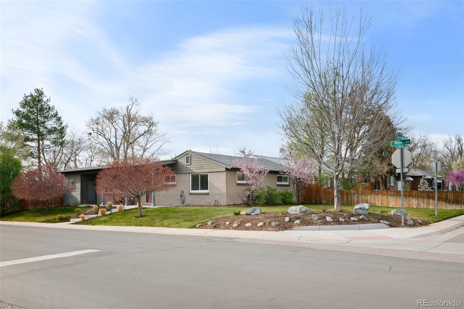 MLS Image #39 for 901  glencoe street,denver, Colorado