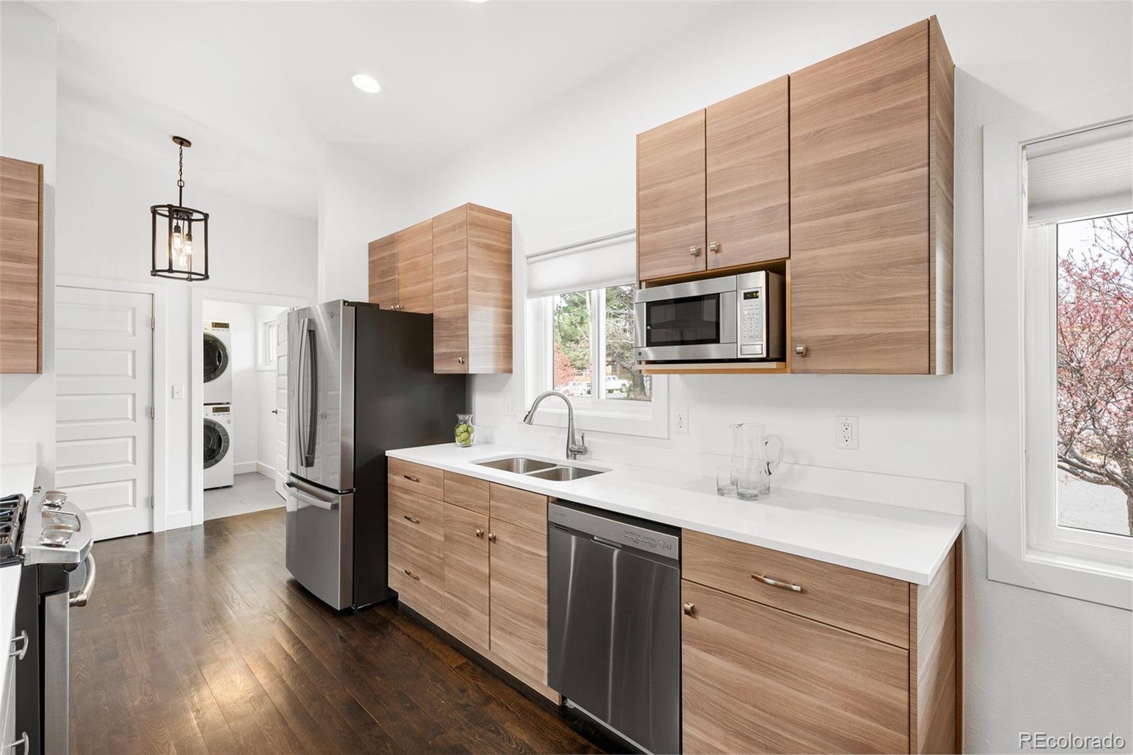 MLS Image #9 for 901  glencoe street,denver, Colorado