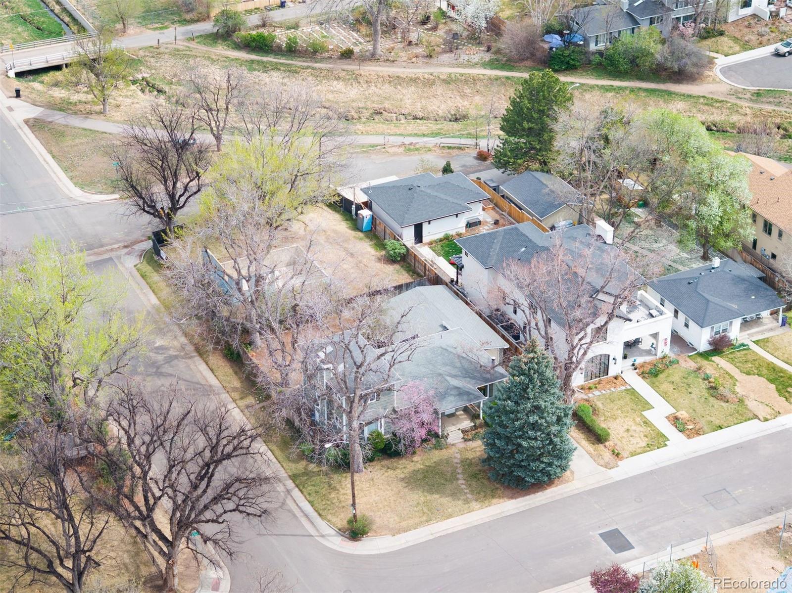 MLS Image #3 for 2600 s saint paul street,denver, Colorado