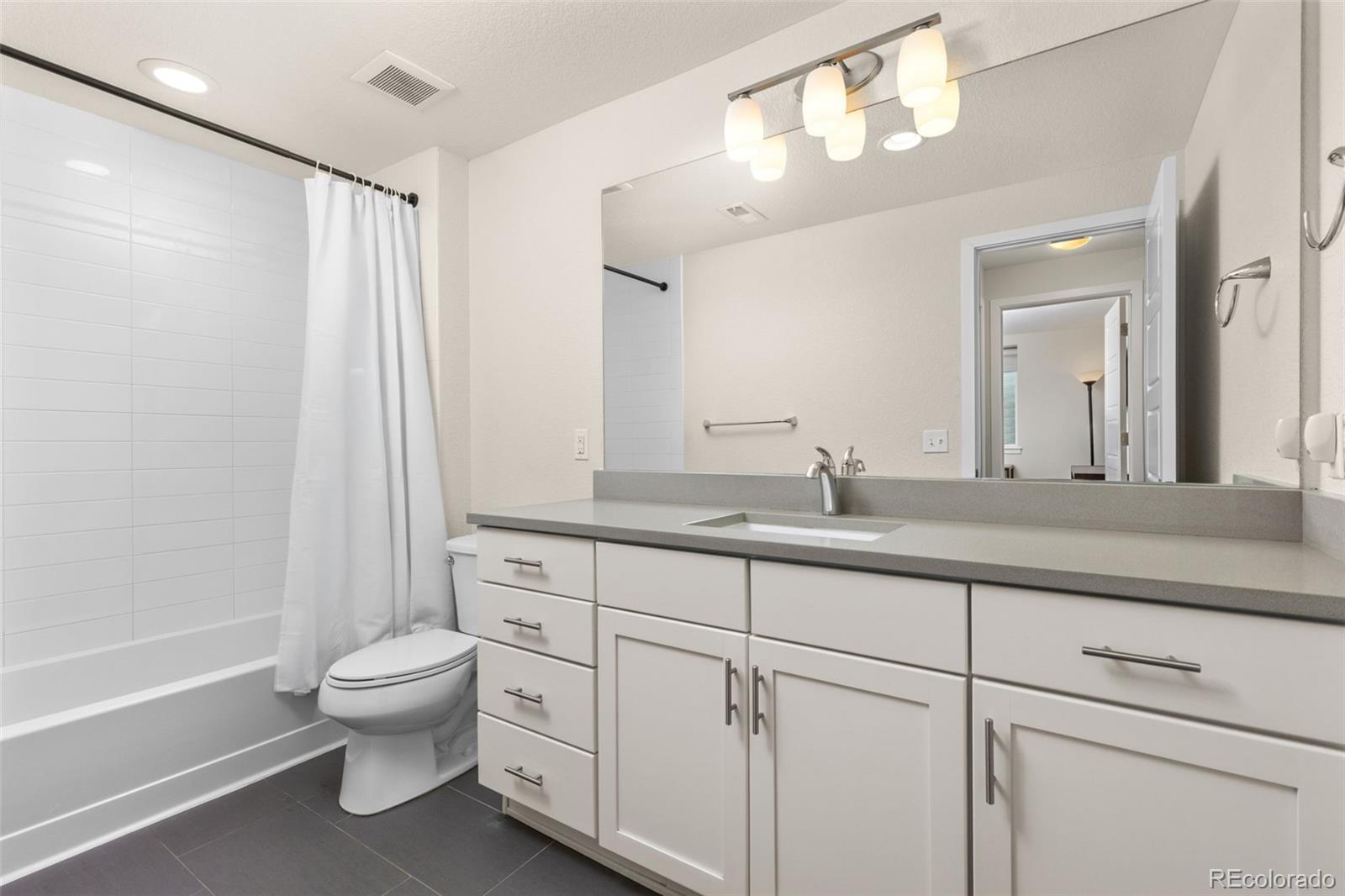 MLS Image #31 for 9103 e 61st place,denver, Colorado
