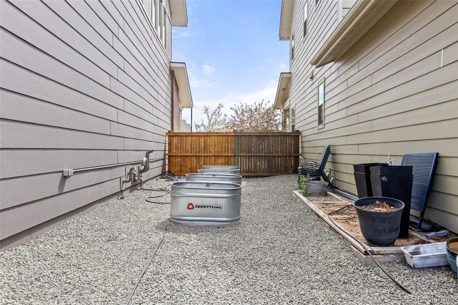 MLS Image #37 for 9103 e 61st place,denver, Colorado