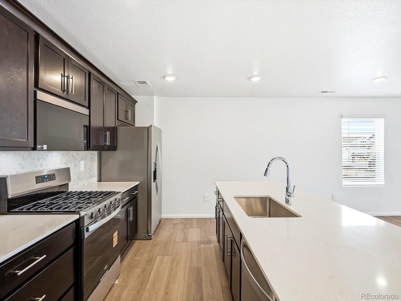MLS Image #10 for 21234 e 65th drive,aurora, Colorado